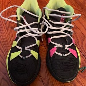 Used Kyrie basketball sneakers indoors only. Size 9 really good condition